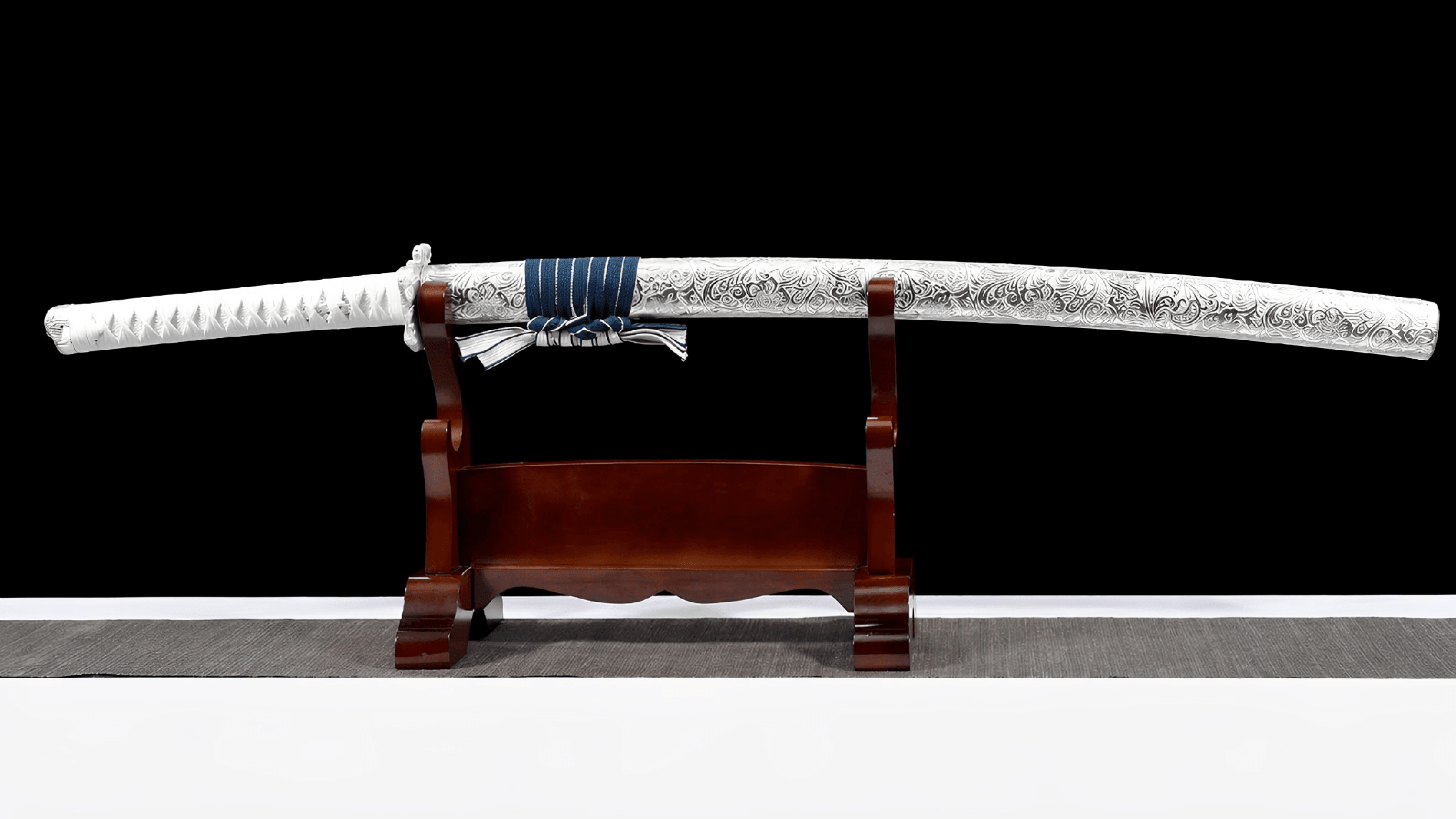 Shirotsuki "White Moon" Katana (白月)